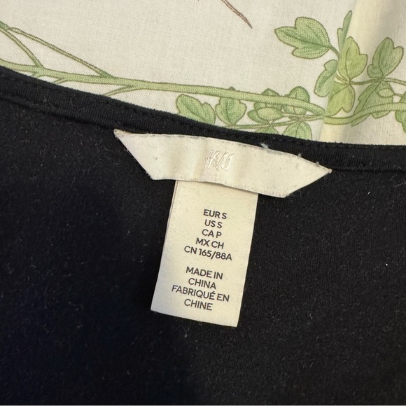 H&M Deep V-Neck Black Bodysuit - Picture 3 of 5